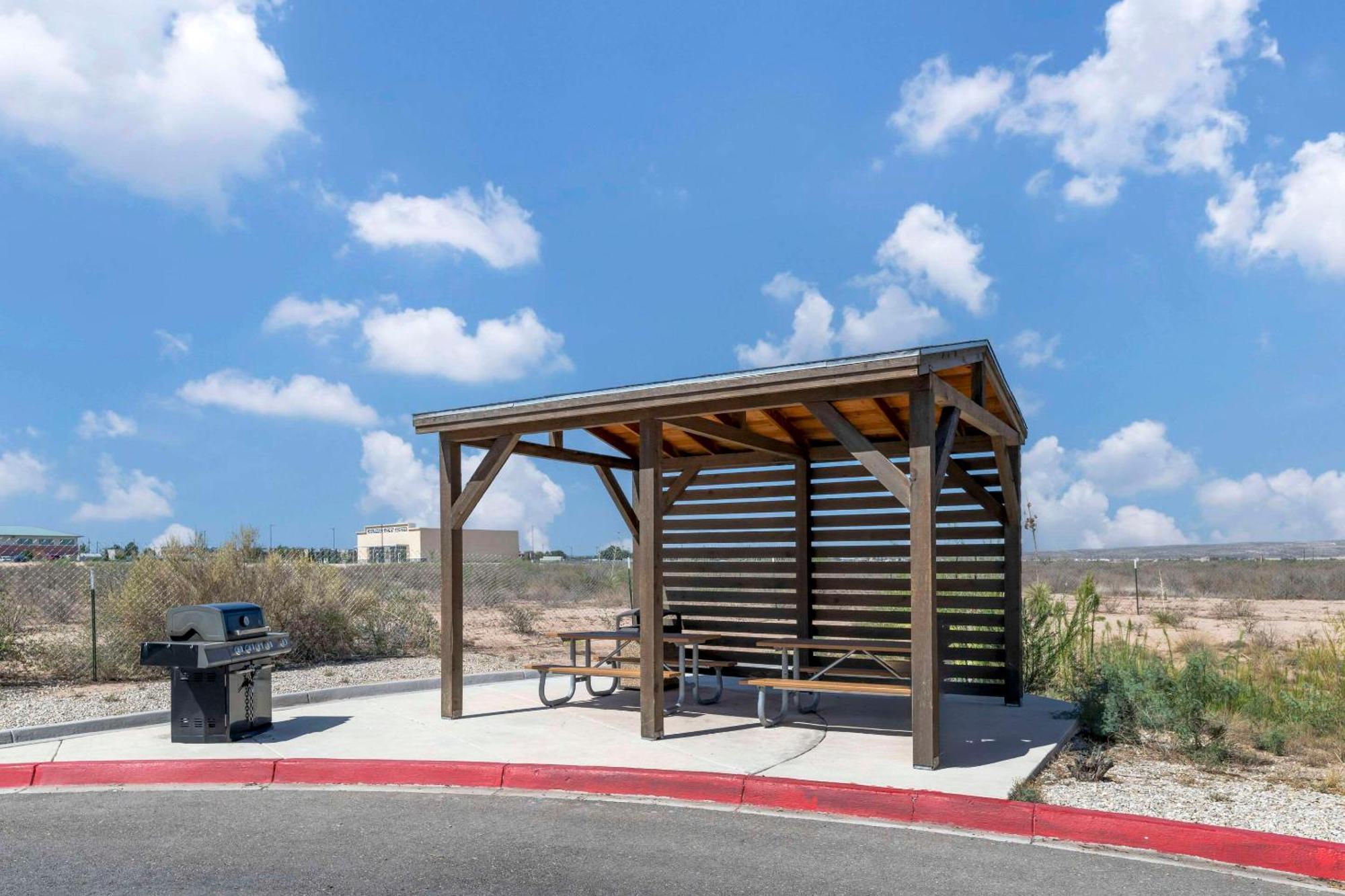 Sleep Inn & Suites Carlsbad Caverns Area Extérieur photo
